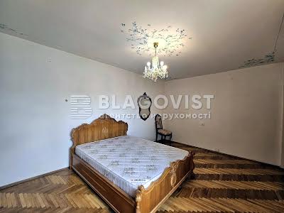 квартира за адресою Оболонська вул., 12