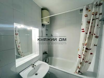 квартира по адресу Миколы Бажана просп., 12