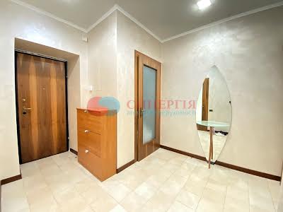 квартира по адресу Киев, Резницкая ул., 11