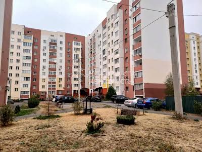 квартира за адресою Драгоманова вул., 6