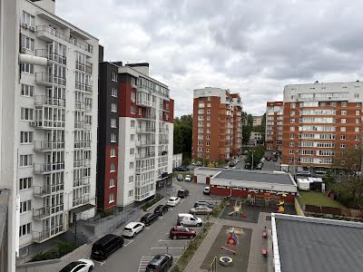 квартира за адресою Б. Лепкого вул., 2-Б