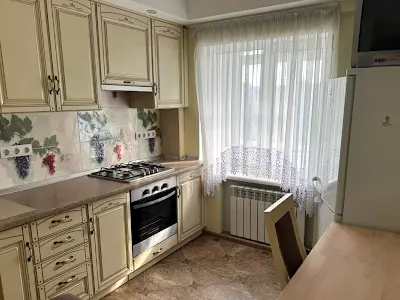квартира за адресою Київ, Микільсько-Слобідська вул., 4-Б
