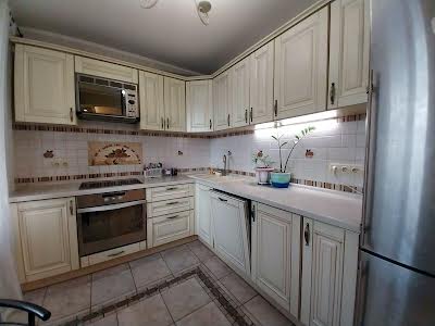 квартира за адресою Новодарницька вул., 6