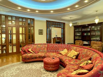 квартира за адресою Старонаводницька вул., 13-А