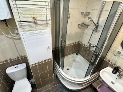 квартира за адресою Парково-Сирецька вул. (Тимофія Шамрила), 12г