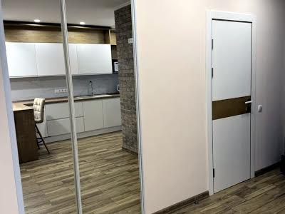 квартира за адресою Дніпровська набережна вул., 16-Г