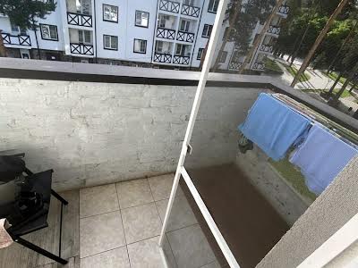 квартира за адресою Придорожна вул., 8