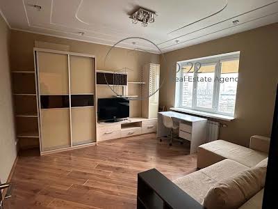 квартира за адресою Драгоманова вул., 31б