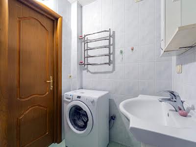 квартира по адресу Дарницкий бульв., 10а