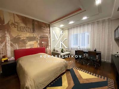 квартира за адресою Михайла Грушевського вул., 9-А