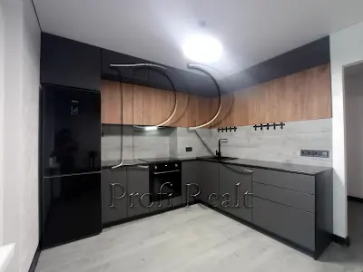 квартира по адресу Ревуцкого ул., 54