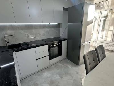 квартира за адресою Августина Волошина вул., 2