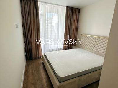 квартира по адресу Олександра Олеся ул., 5А