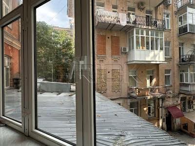 комерційна за адресою Шота Руставелі вул., 22а