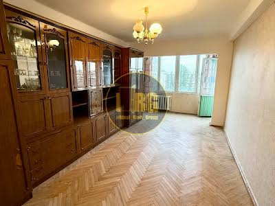 квартира по адресу Амвросия Бучмы бульв., 5/1