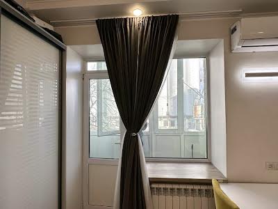 квартира по адресу Киев, Набережно-Крещатицкая ул., 33