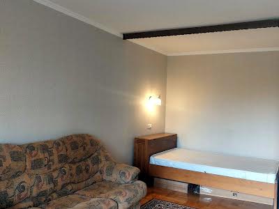 квартира по адресу Авиаконструктора Антонова ул., 7