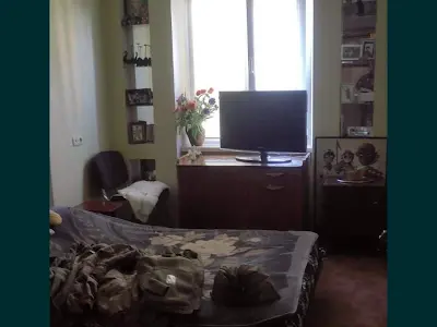 квартира за адресою Романа Шухевича просп. (Генерала Ватутіна), 24-Б