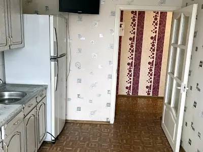 квартира за адресою Салютна вул., 4-А