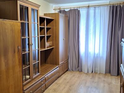 квартира за адресою Гетьмана Кирила Розумовського вул. (Миколи Краснова), 10