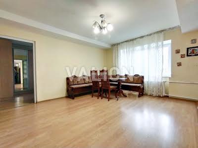 квартира по адресу Новодарницкая ул., 27