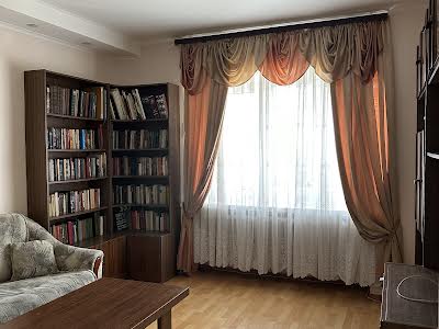 квартира за адресою Новгород-Сіверська, 3
