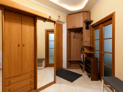 квартира по адресу Старокиевская ул., 27