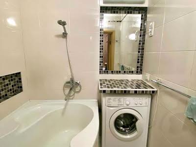 квартира за адресою Драгоманова вул., 5