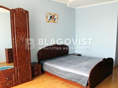 квартира по адресу Анны Ахматовой ул., 35