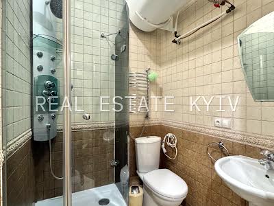 квартира за адресою Євгена Коновальця вул. (Щорса), 32-Г