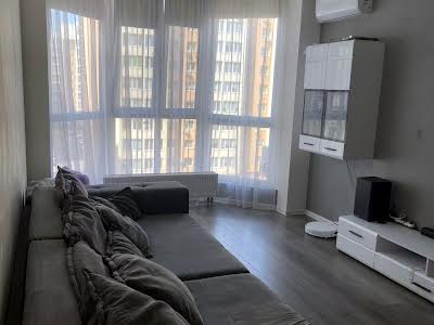 квартира за адресою Соборна вул., 126/13