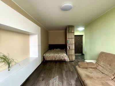 квартира за адресою Соломії Крушельницької вул., 13