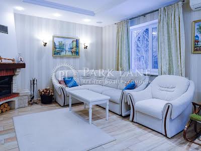 будинок за адресою с. Лебедівка, французська, 1