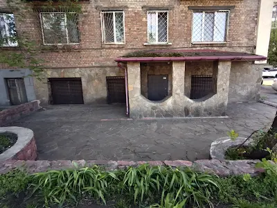 комерційна за адресою Набережно-Лугова вул., 3