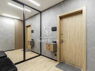 квартира за адресою Салютна вул., 2