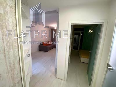 квартира за адресою Регенераторна вул., 4 к4