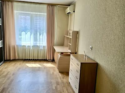 квартира за адресою Олени Пчілки вул., 2-Б
