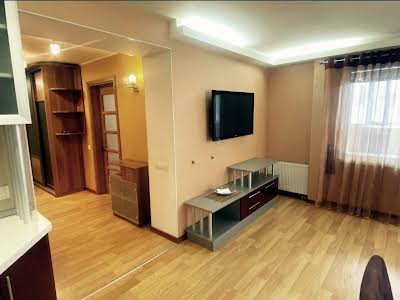 квартира по адресу Авиаконструктора Антонова ул., 8