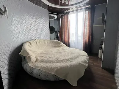 квартира за адресою Богатирська вул., 6-А