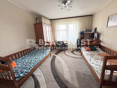квартира за адресою Вигурівський бульв., 5