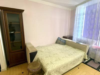 квартира за адресою Миколи Ушакова вул., 1-В