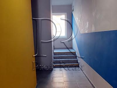 квартира по адресу Героїв Крут ул., 12