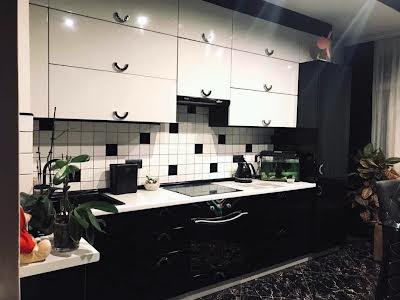 квартира за адресою Регенераторна вул., 4 к1