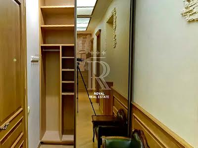 квартира по адресу Кловский спуск, 14/24