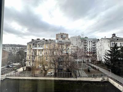 квартира за адресою Тарасівська вул., 21