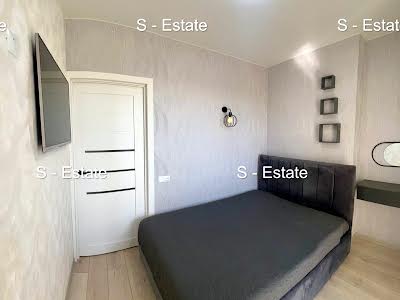 квартира за адресою Борткевича вул., 5
