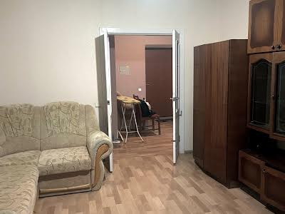 квартира по адресу Анны Ахматовой ул., 18