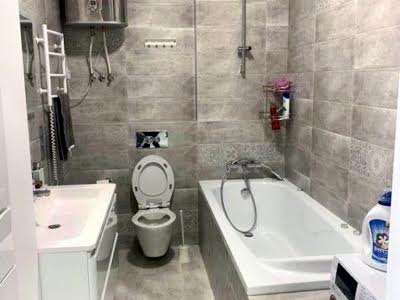 квартира за адресою Софії Русової вул., 5