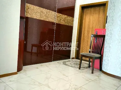 квартира по адресу Гвардейцев-Широнинцев ул., 33