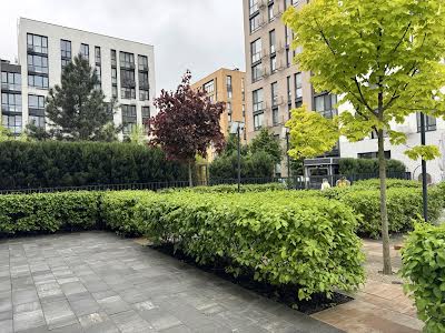 квартира за адресою Салютна вул., 2
